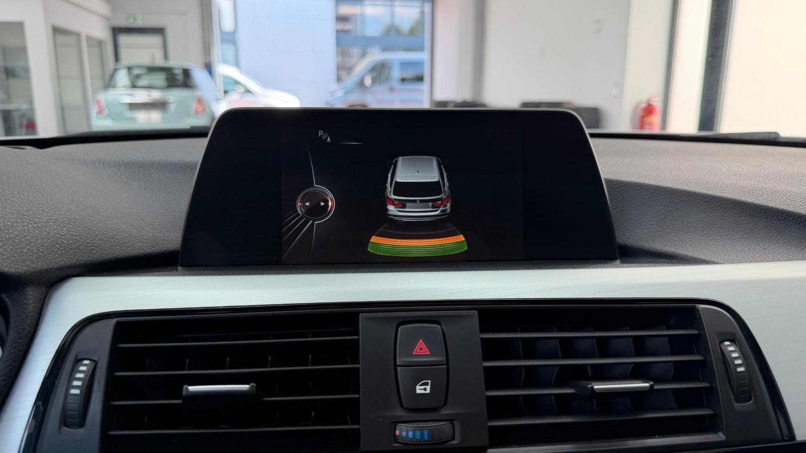 BMW 320 3 Touring 320 d xDrive Advantage Bestzustand