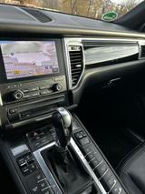 Porsche Macan S  - Porsche Gebrauchtwagen in Ulm