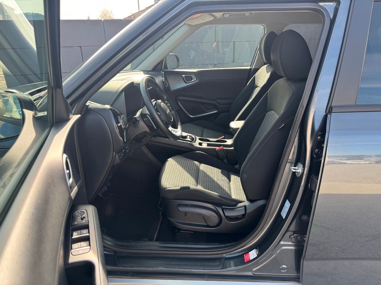 Fahrzeugabbildung Kia e-Soul 64 kWh Vision H&K Kam Navi Temp LKAS LHZ