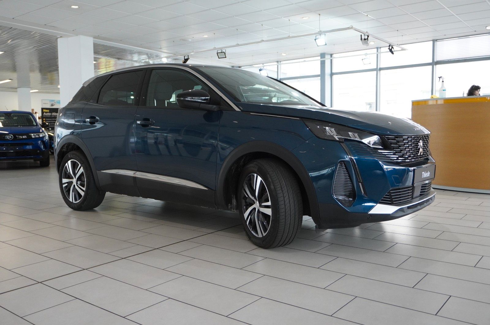 Fahrzeugabbildung Peugeot 3008 1.2T ALLURE PACK NAVI/LED/KAMERA/SH/SPORT