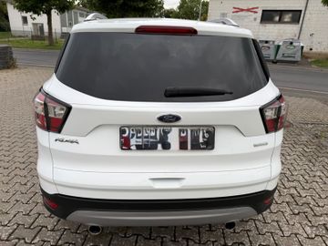 Ford Kuga - 5