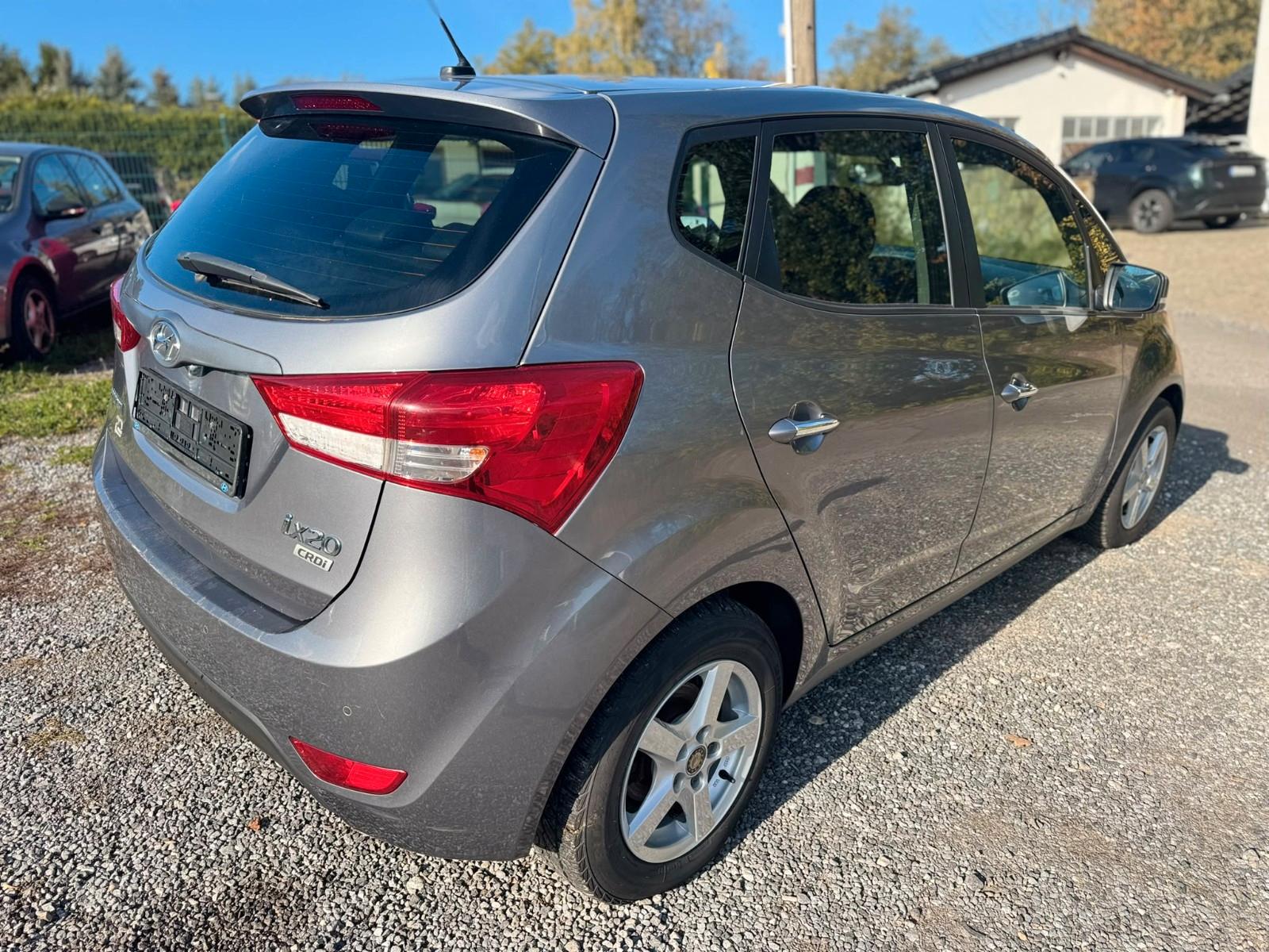 Hyundai ix20 2011 — photo 6