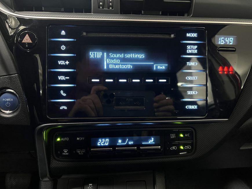 Toyota Auris Touring Sports