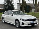 BMW 320d Touring 1*HAND*Curved*HUD*LEDER*LED*CARPLAY - BMW 320 Gebrauchtwagen in Mülheim (Ruhr)