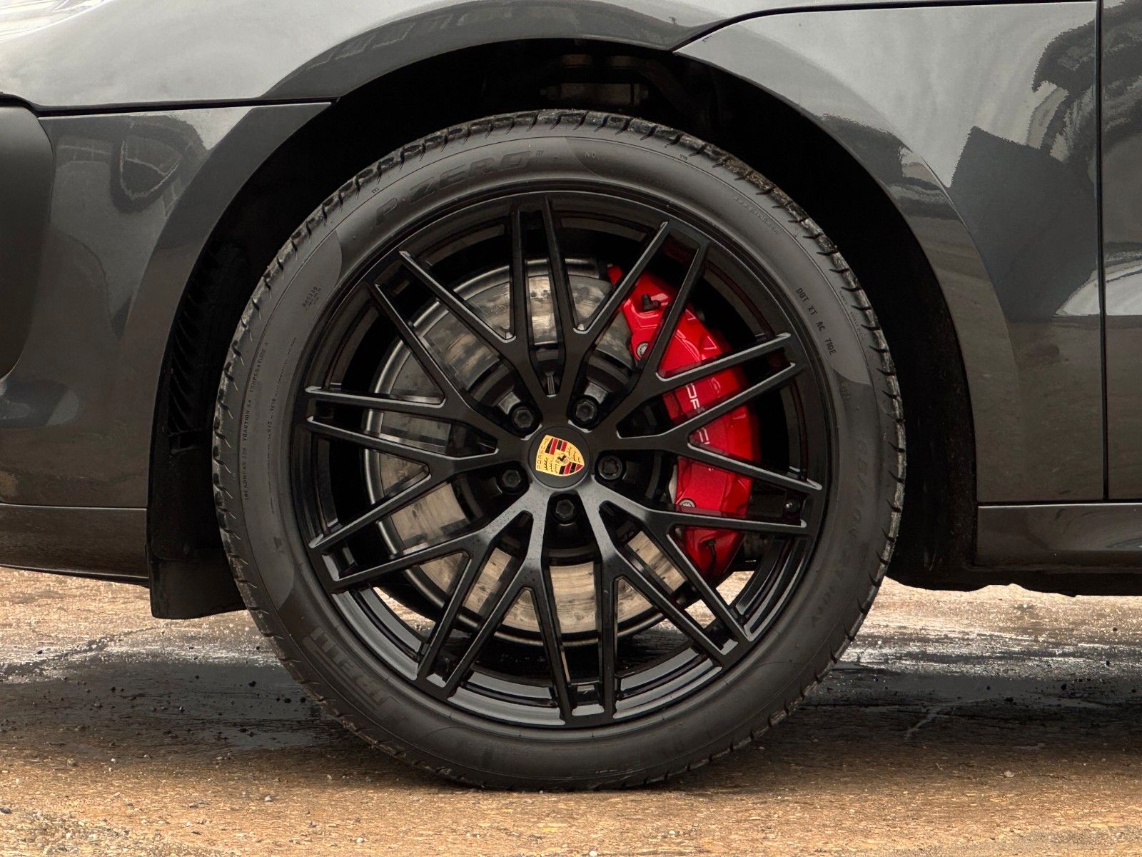 Fahrzeugabbildung Porsche Macan GTS PASM Chrono Carbon Pano Bose Std-HZG