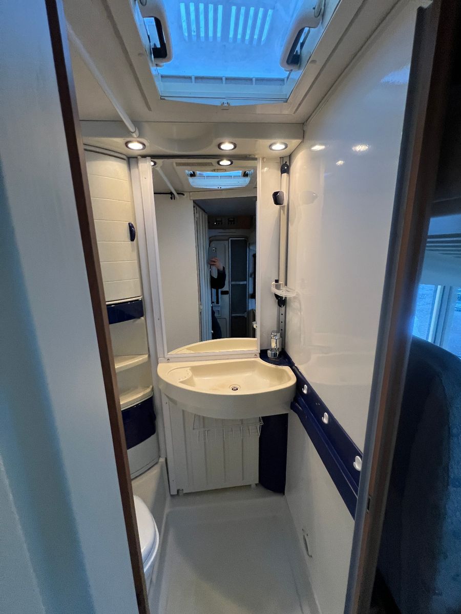 Fahrzeugabbildung HYMER / ERIBA / HYMERCAR B634 FIAT ALKO DPF LOUNGE DACHKLIMA SOLAR AUTSAT