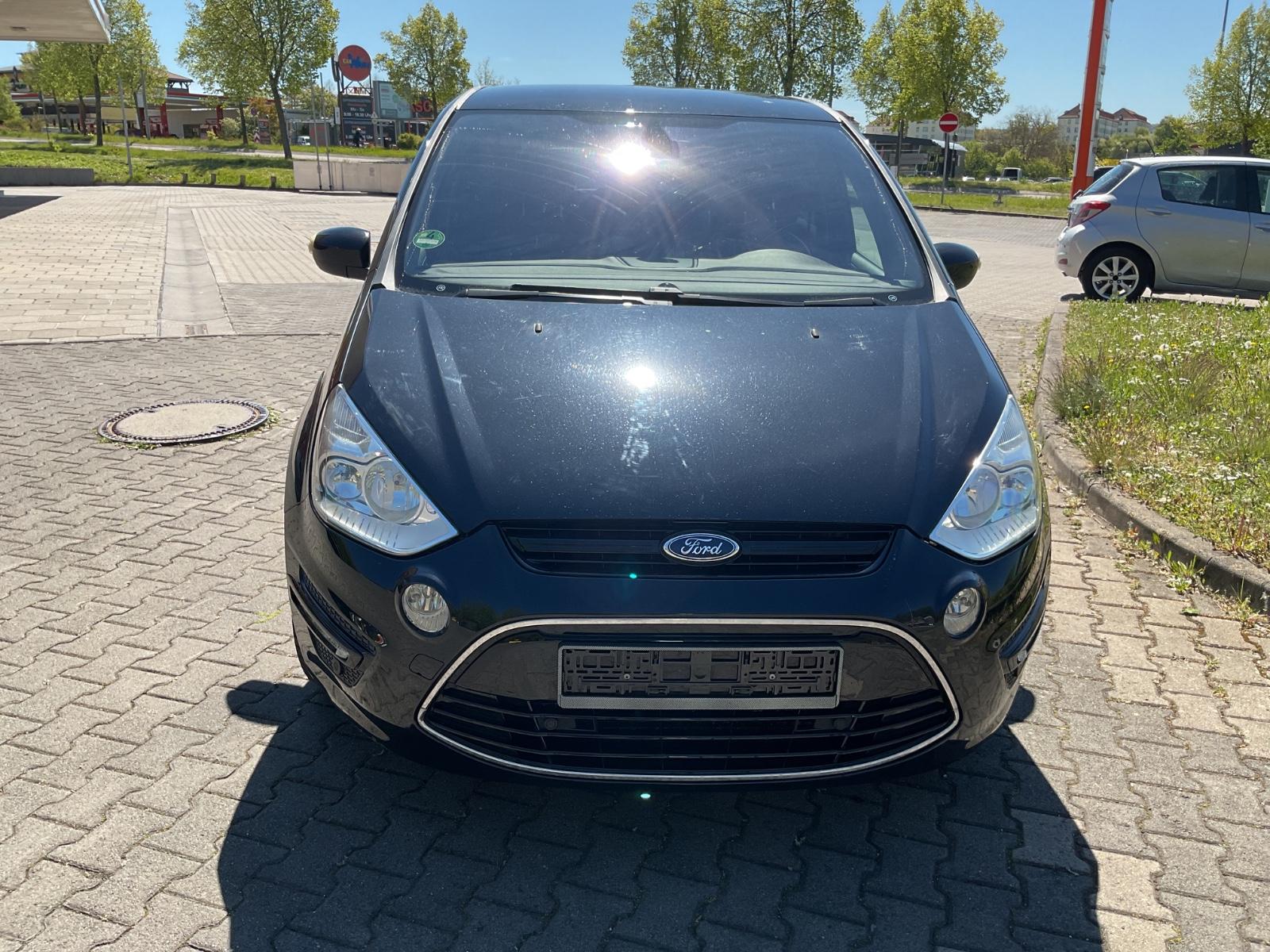 Ford S-Max 2 Liter Benzin