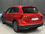 Volkswagen Tiguan 2.0 TDI DSG Life*NAVI*KAMERA*CarPlay*ACC* - Volkswagen Tiguan: Rot