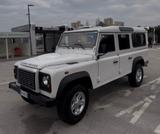 Land Rover Defender 110 2.4 TD4 Hard Top SE - Land Rover Defender: Hard Top