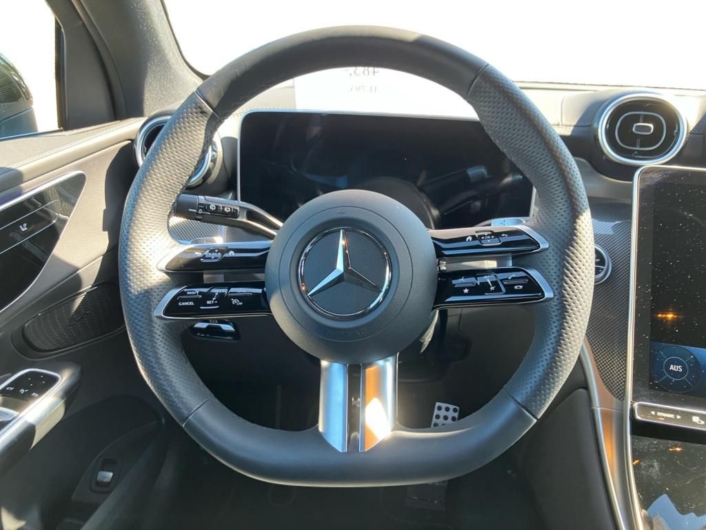 Fahrzeugabbildung Mercedes-Benz GLC 300 d 4M AMG*DISTRONIC*KAMERA*DAB*LED