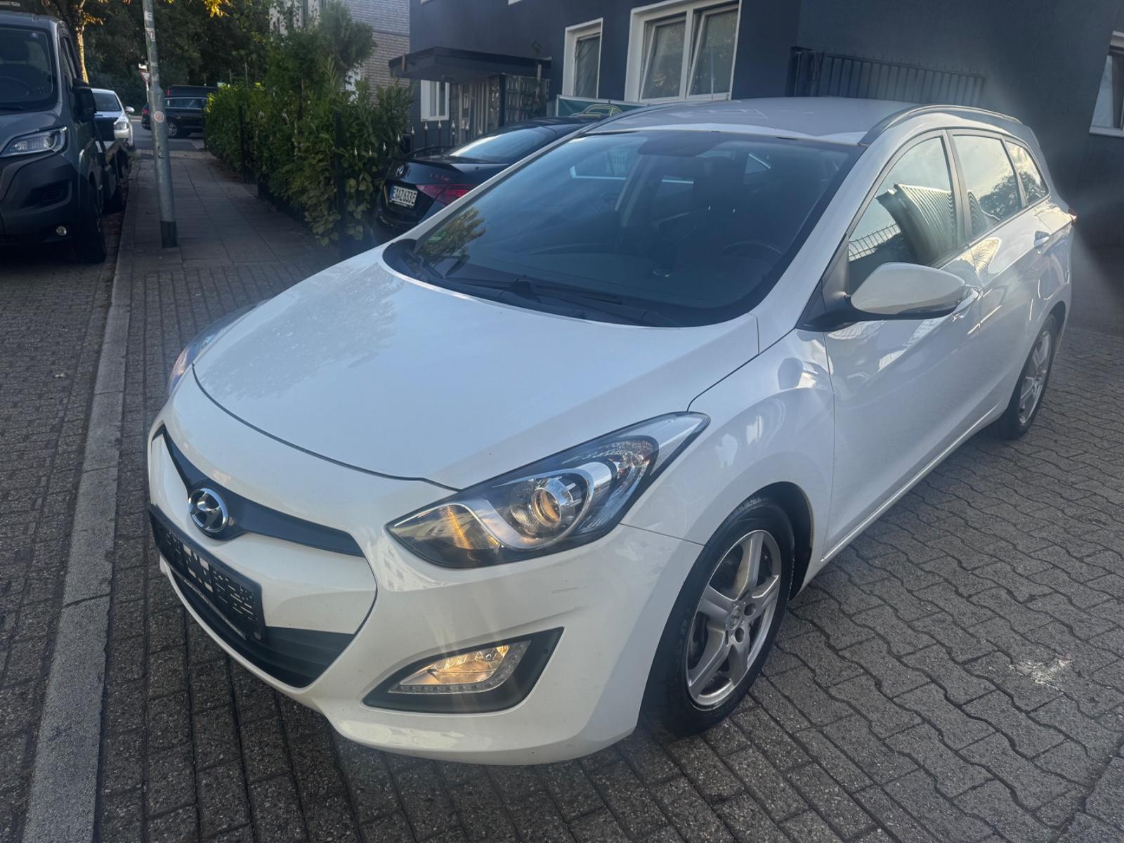 Hyundai i30 CW 1.4 CRDi Trend FACELIFT 6-GANG