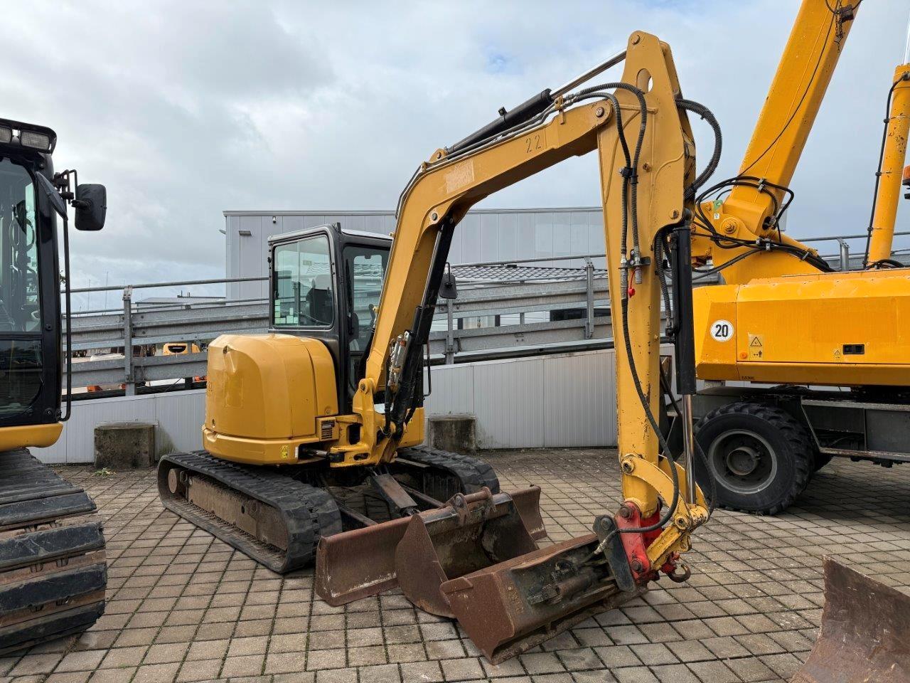 CAT 305 ECR