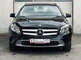 Mercedes-Benz GLA 220d 4Matic Autom.*NAVI*KAMERA*SHZ*TEMPO*EU6 - Autos mit Automatikschaltung