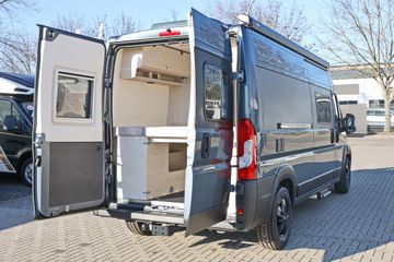 Fahrzeugabbildung Tourne Tourne 6.0 BLACK EDITION | LAGER