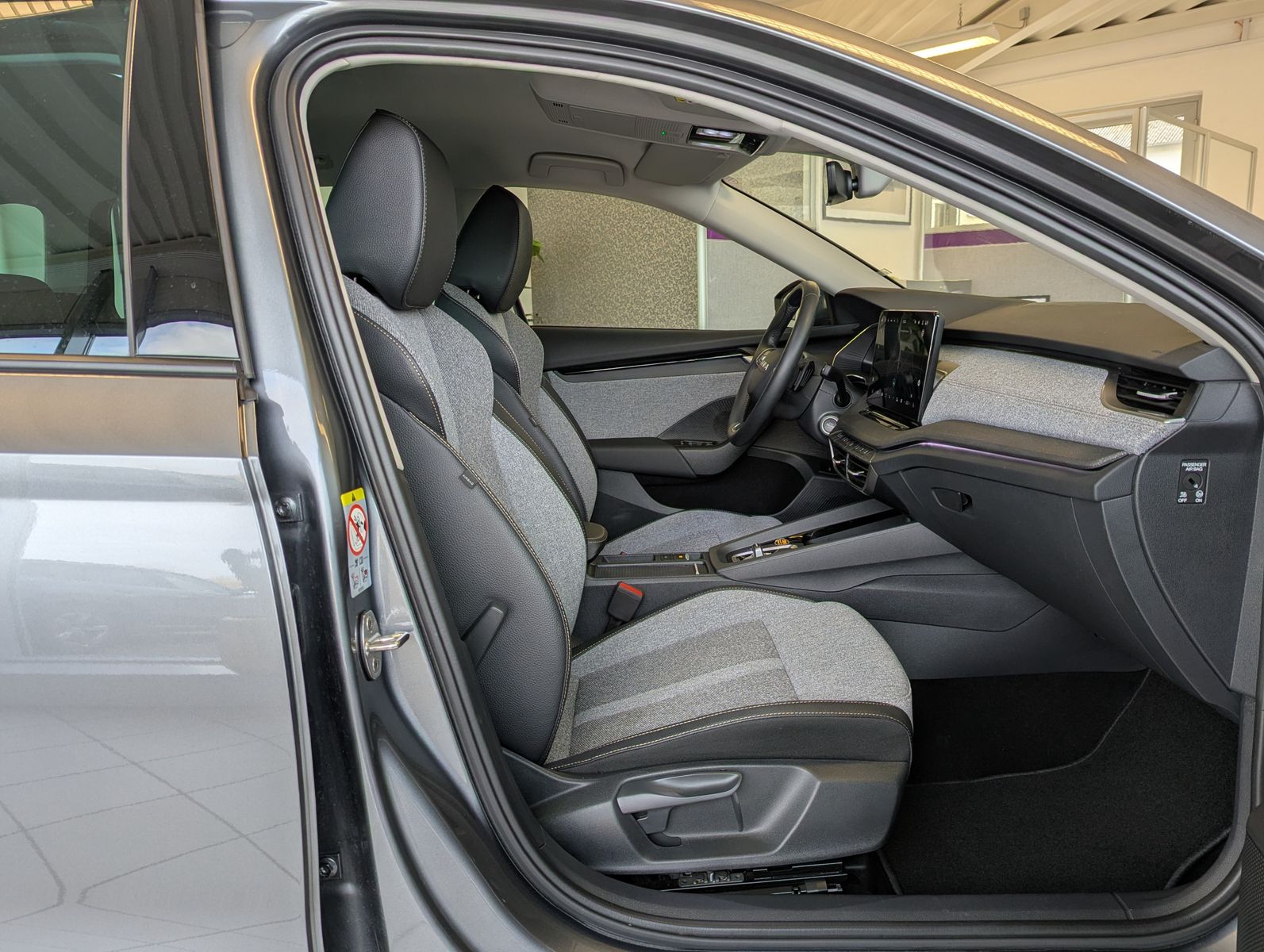 SKODA Octavia 1.5 TSI DSG ACC Style-Paket AHK 5J Garan - Image 14