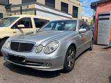 Mercedes-Benz E 320 CDI AVANTGARDE*Navi*Sitzheizung*Kamera* - Mercedes-Benz E 320 aus 2003: Cdi