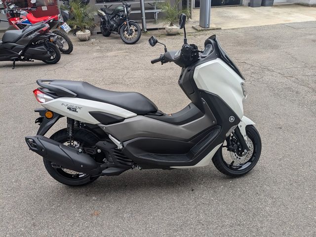 Yamaha NMAX 125 - AKTION