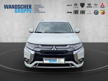 Mitsubishi Outlander 2.4 PHEV Basis Kam.+KeyLess+SHZ+LM+PDC