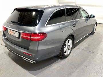 Mercedes E 220 - 3