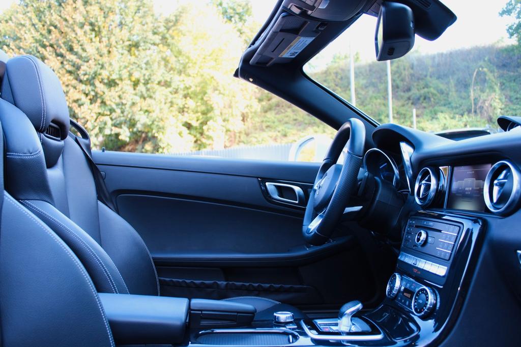 Mercedes-Benz SLC 300