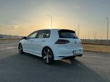 Volkswagen Golf 2.0 TSI DSG 4MOTION BMT R - gebrauchte VW Sportwagen