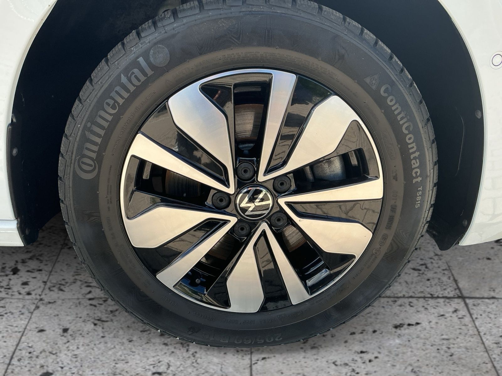 Volkswagen Touran - Bild 8