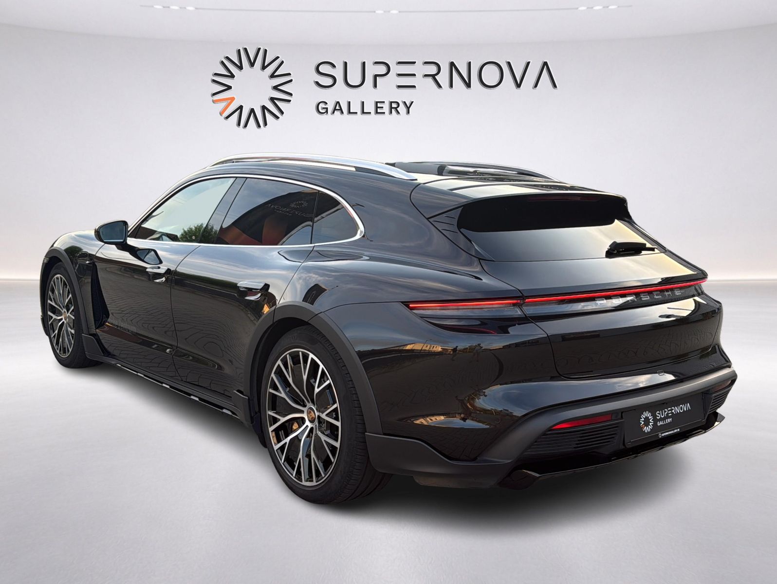 Porsche Taycan 4 Cross Turismo foto 3
