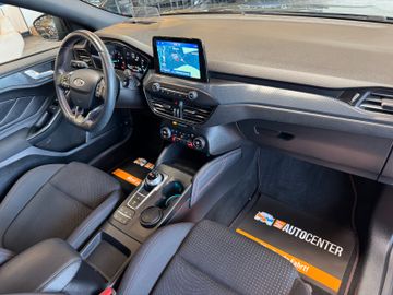 MYAUTOCENTER – Gebraucht- und Jahreswagen mit Werkstattservice in Pfaffenhofen Ford Focus *KEYLES*HEAD-UP*LKHZ*2-ZONEN*ACC*VOLL*