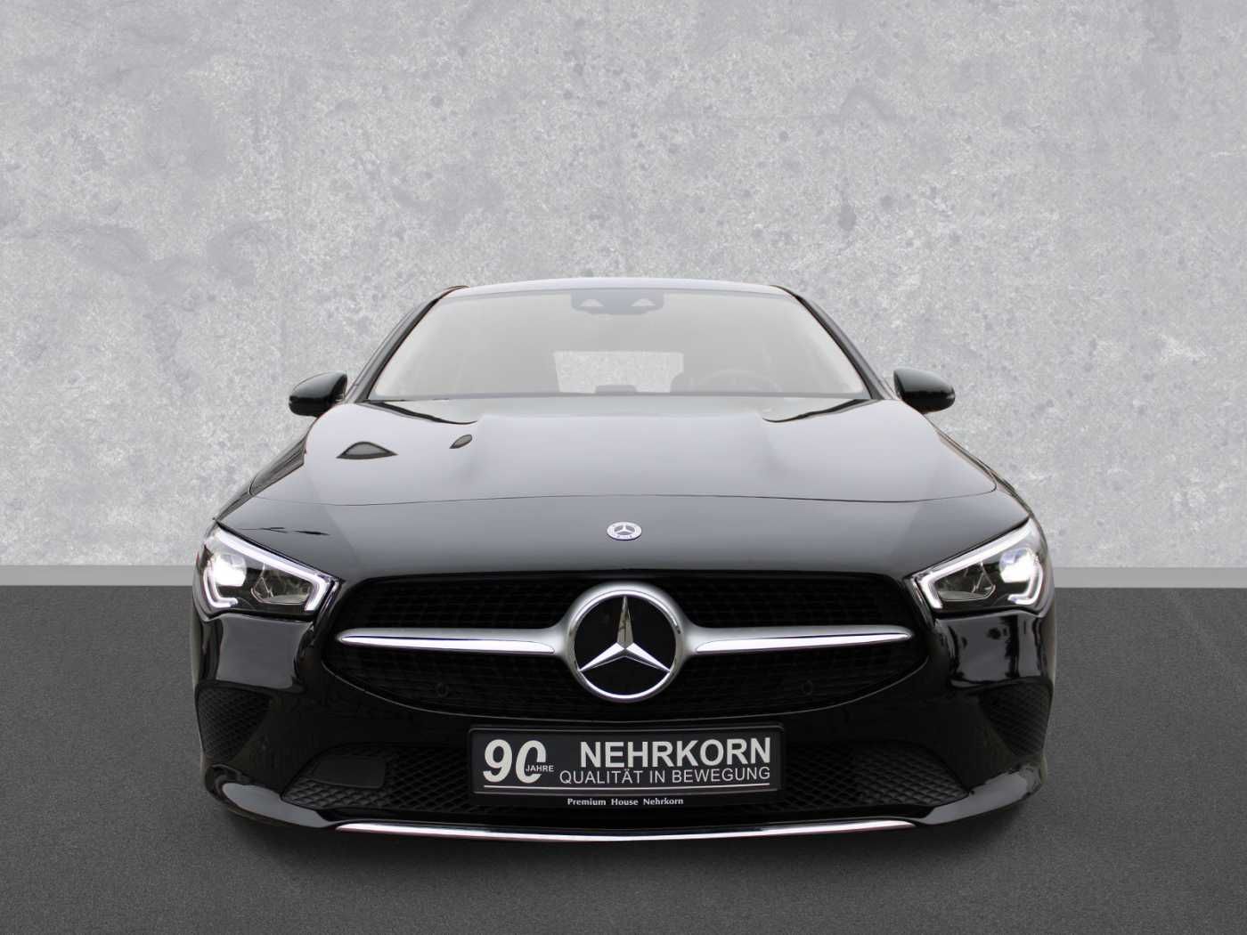 Fahrzeugabbildung Mercedes-Benz CLA 180 Shooting Brake