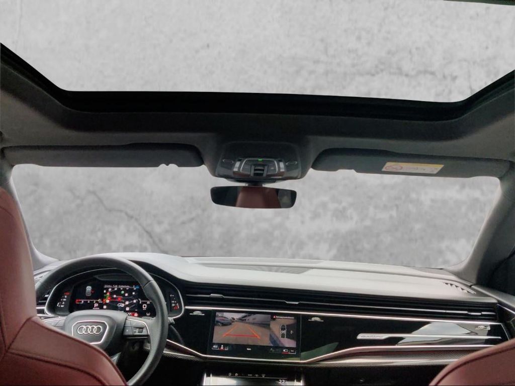 Audi SQ8 SUV competition plus TFSI 373(507) kW(PS) ti