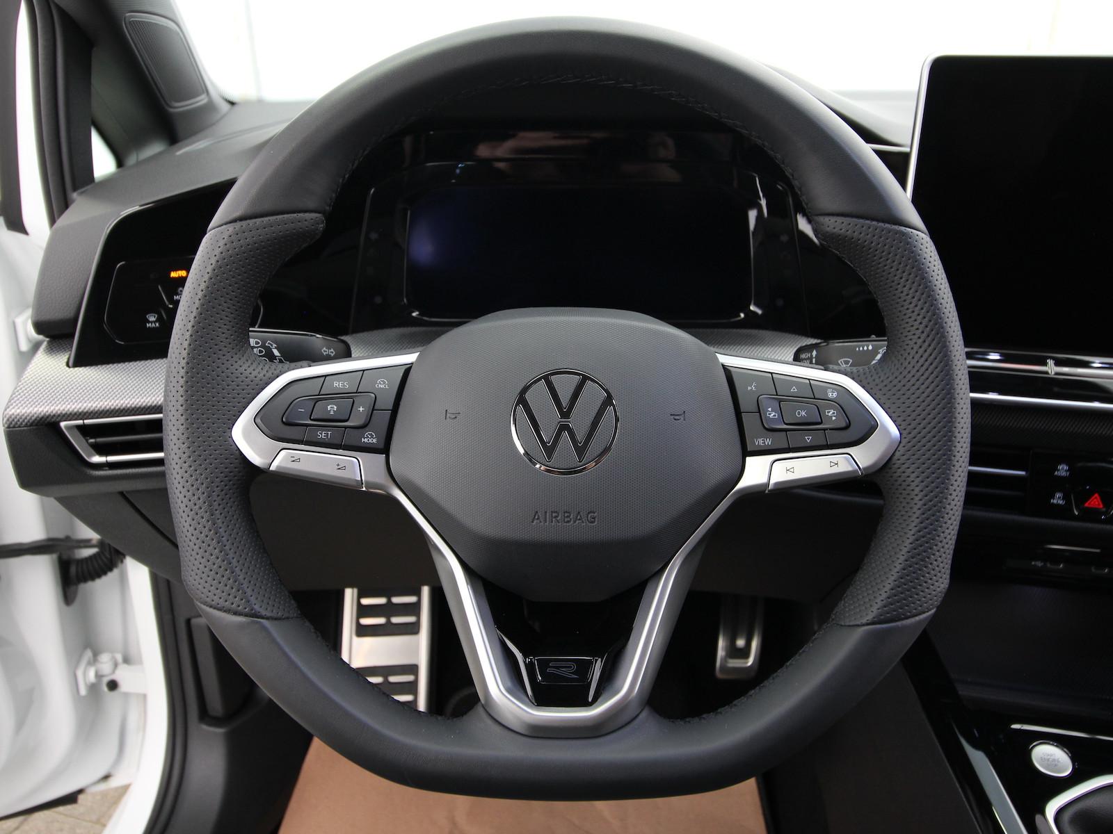 Volkswagen Golf VIII Variant 1.5 TSI R-Line LED+KAMERA+ACC, миниатюра 15
