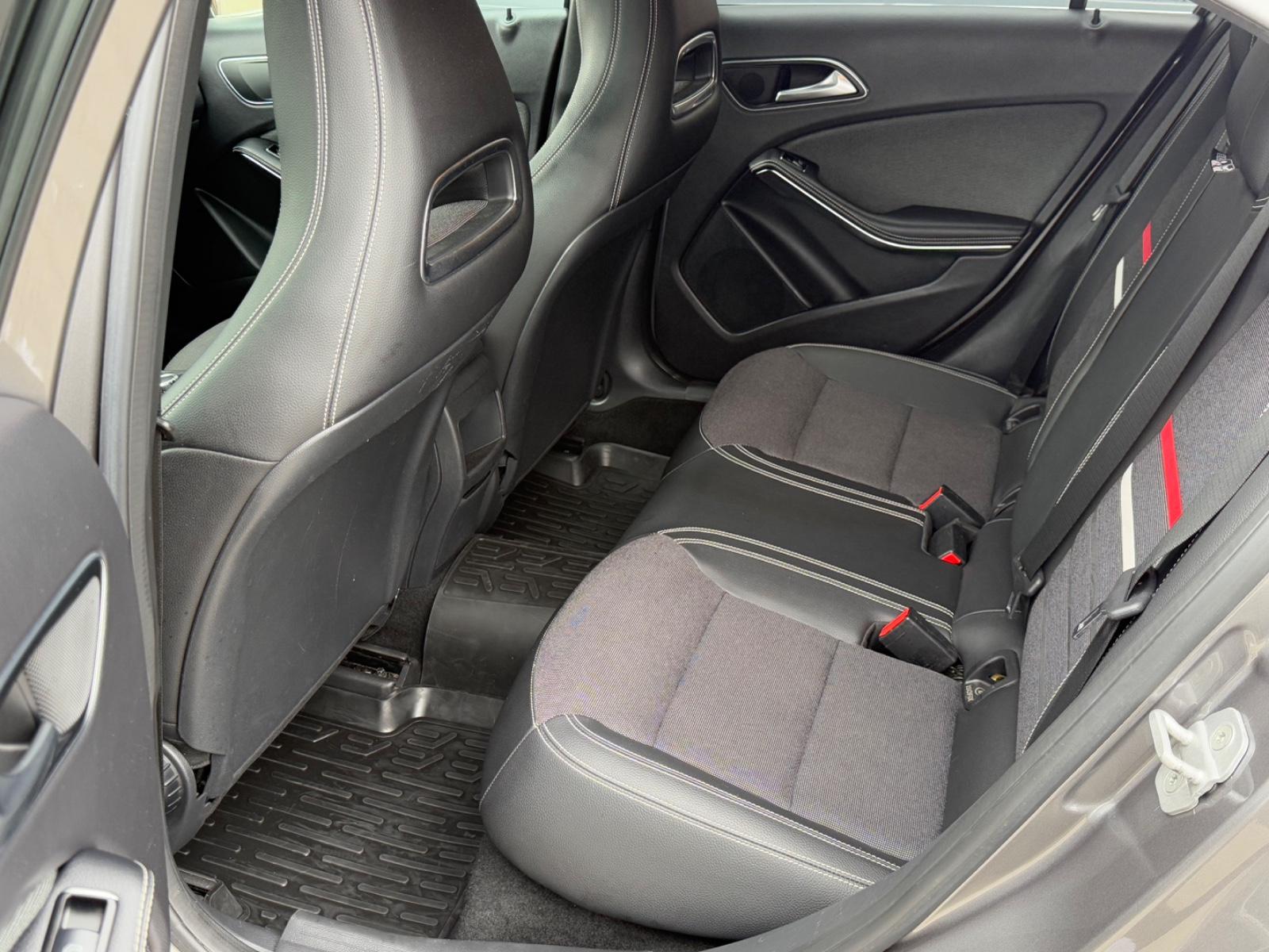 Mercedes-Benz A 250 4Matic *XENON*STANDHZG*NAVI*8 FACH*SHZ*