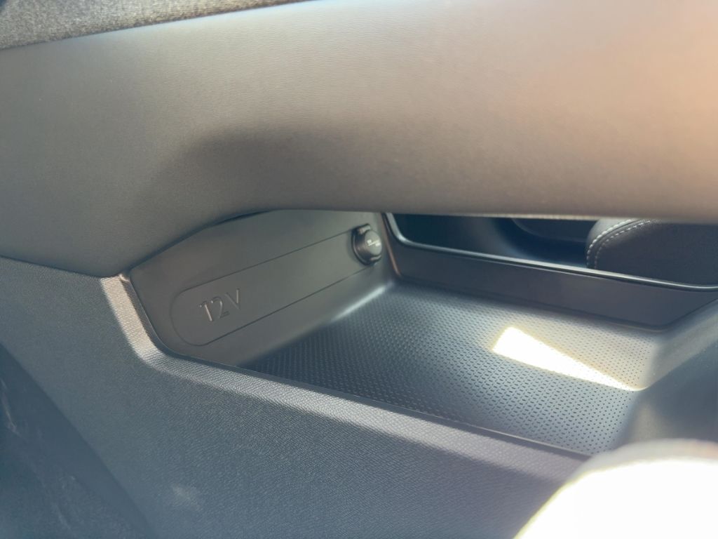 Fahrzeugabbildung Opel Grandland GS Allwetter, SHZ, LHZ, Apple CarPlay