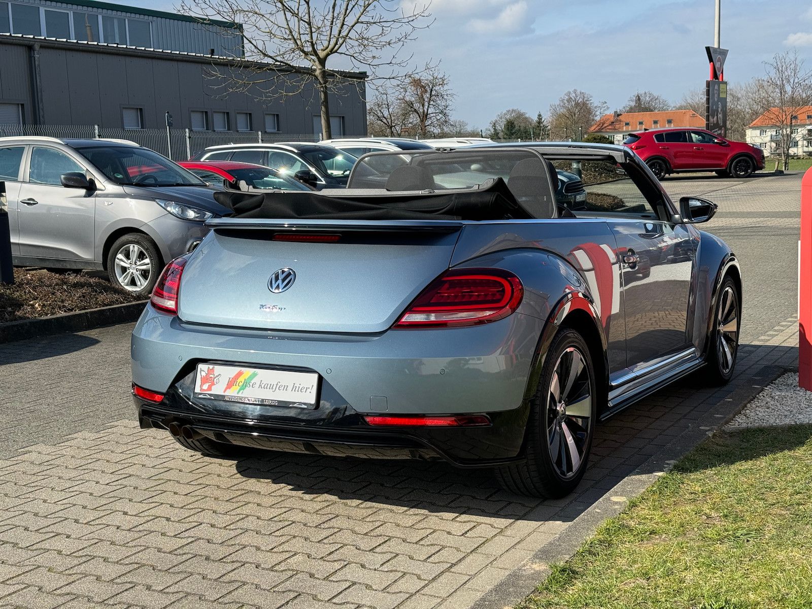 Fahrzeugabbildung Volkswagen Beetle Cabrio 1.4TSI R-Line /Xenon/Navi/DAB/Temp