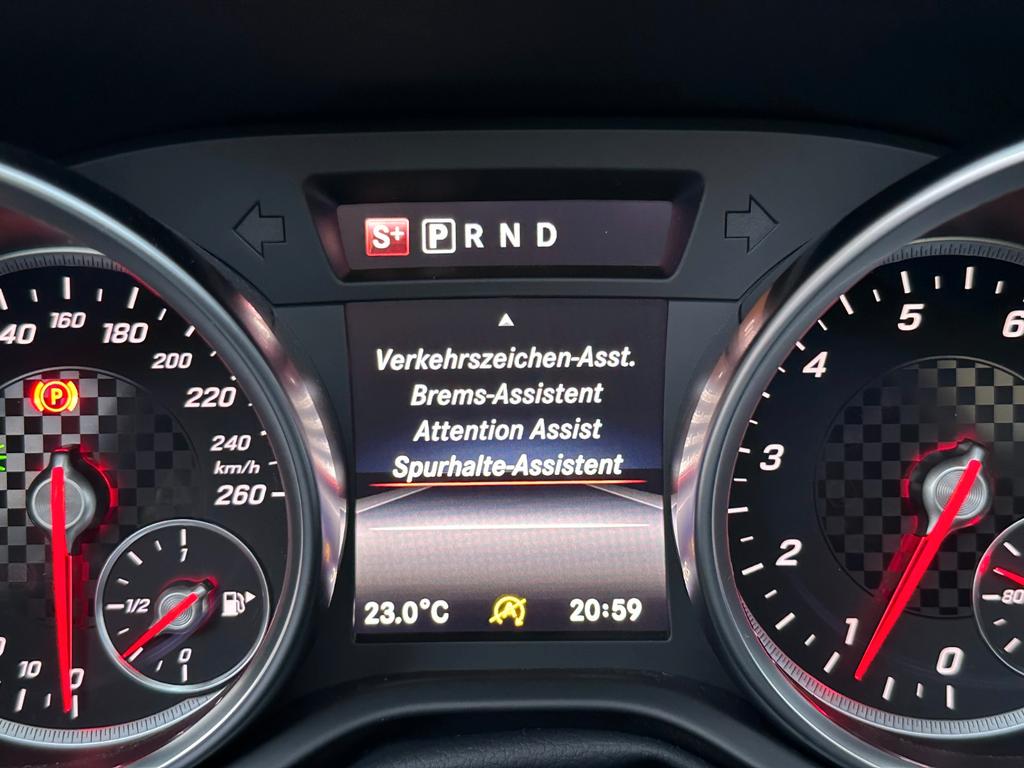 Mercedes-Benz SLC 300