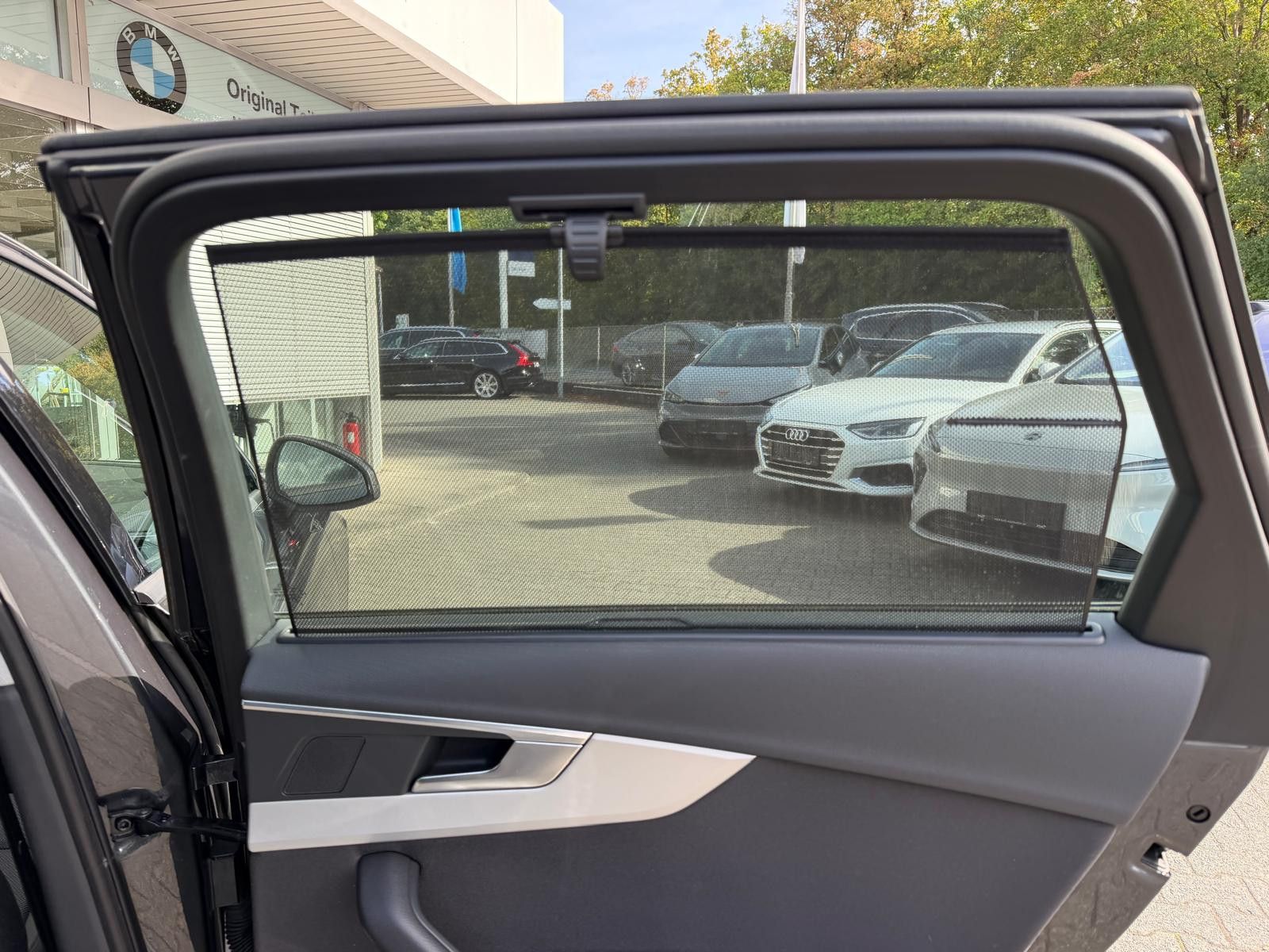 Fahrzeugabbildung Audi A4 Av 40 TFSI S-Tr Advanc LED+NAVI+SHZ+TEMP+17"