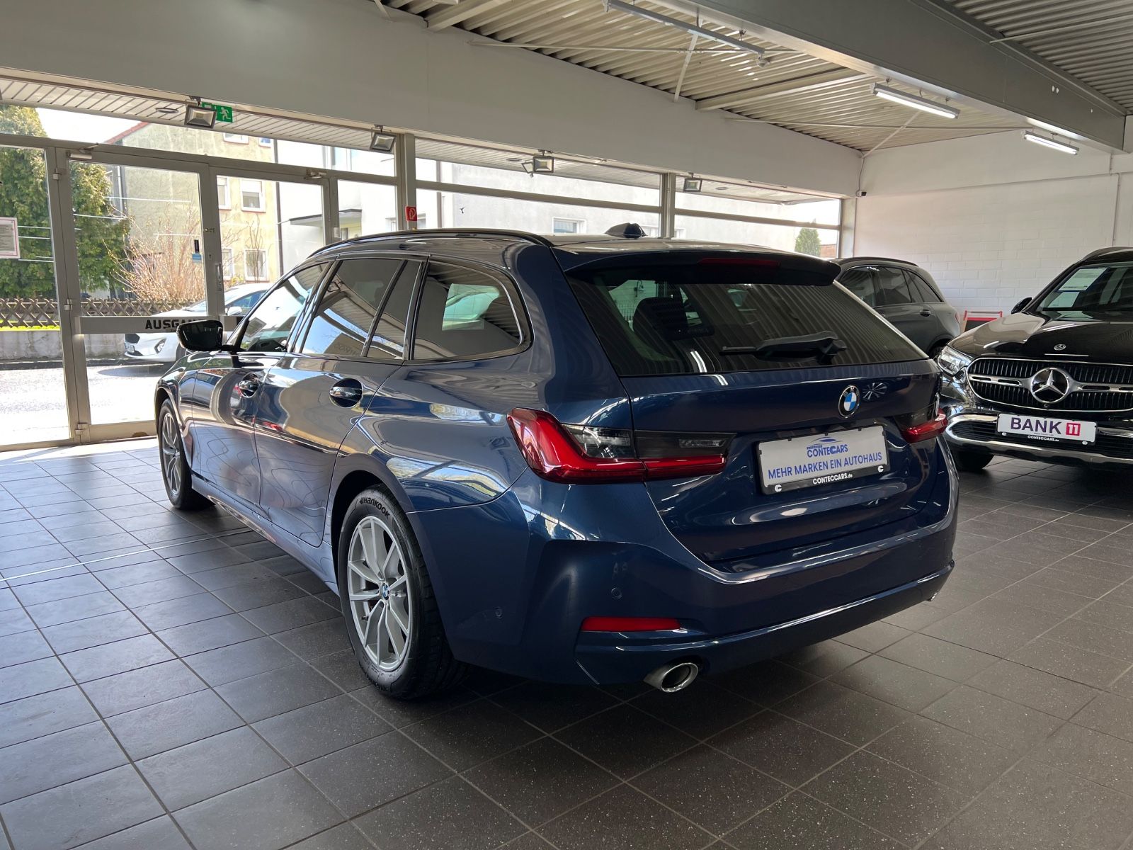 BMW 318 d Touring AHK+DA+ACC+Keyless+Park Assist foto 7