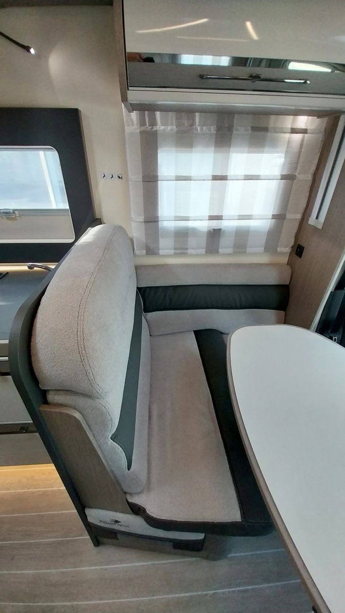 Fahrzeugabbildung Roller Team Zefiro 285 TL 2026 - Automatik 6.702€ sparen!