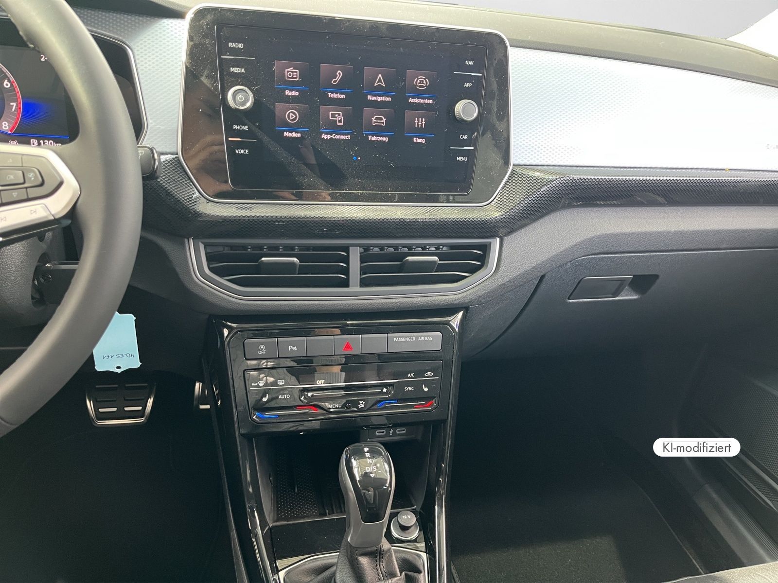 Volkswagen T-Cross - Bild 12