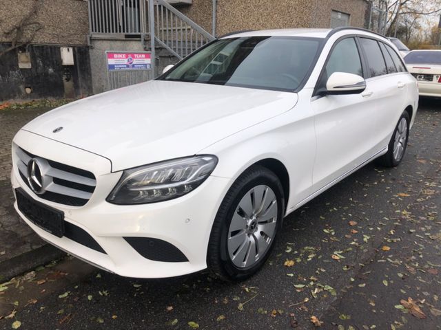 Mercedes-Benz C 220 T d 4Matic,Comand,LED,Standheizung,1.Hand