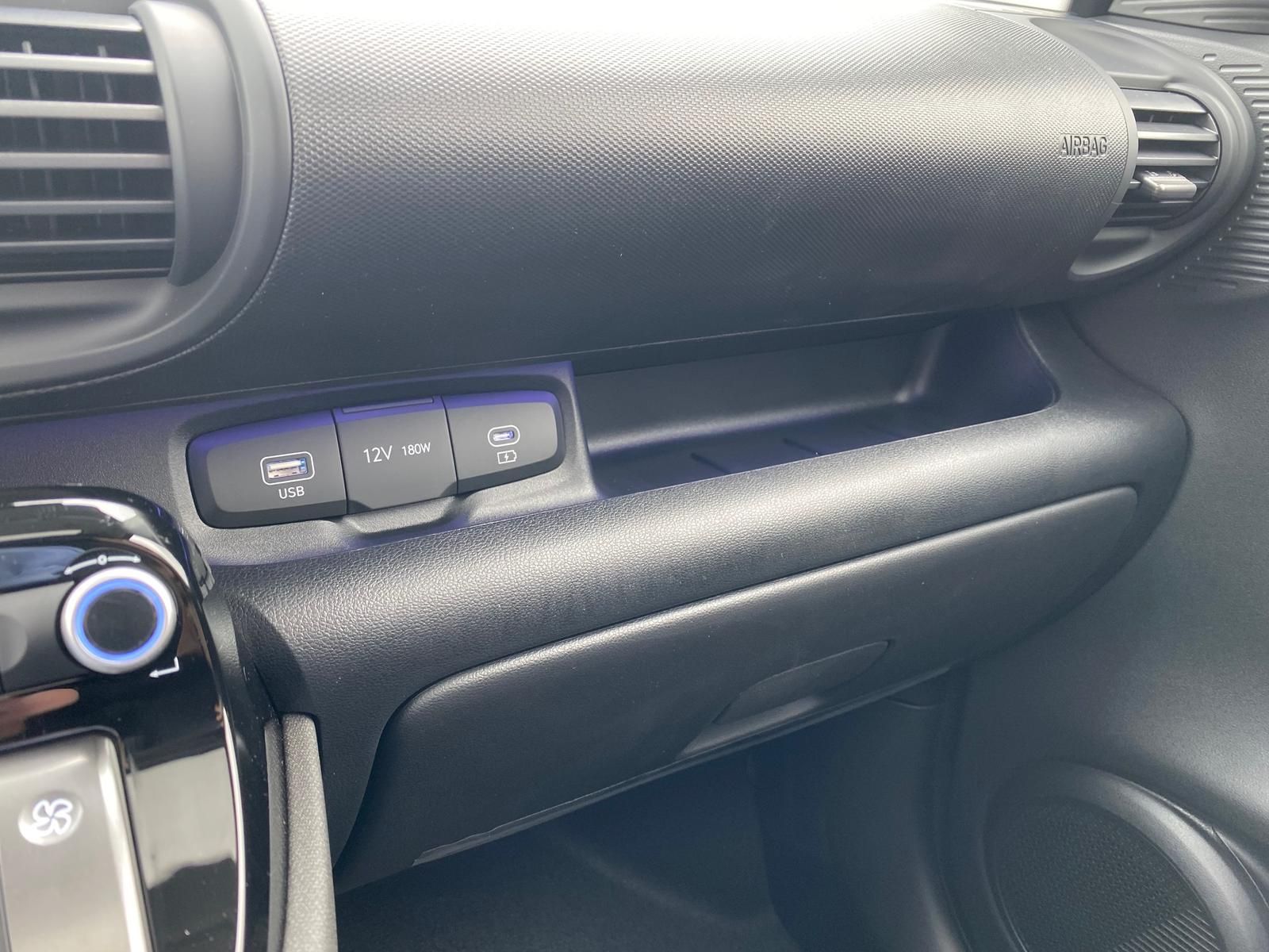 Fahrzeugabbildung Hyundai INSTER Elektro 85 kW APP+KLIMA+ACC+KAMERA+17"Alu