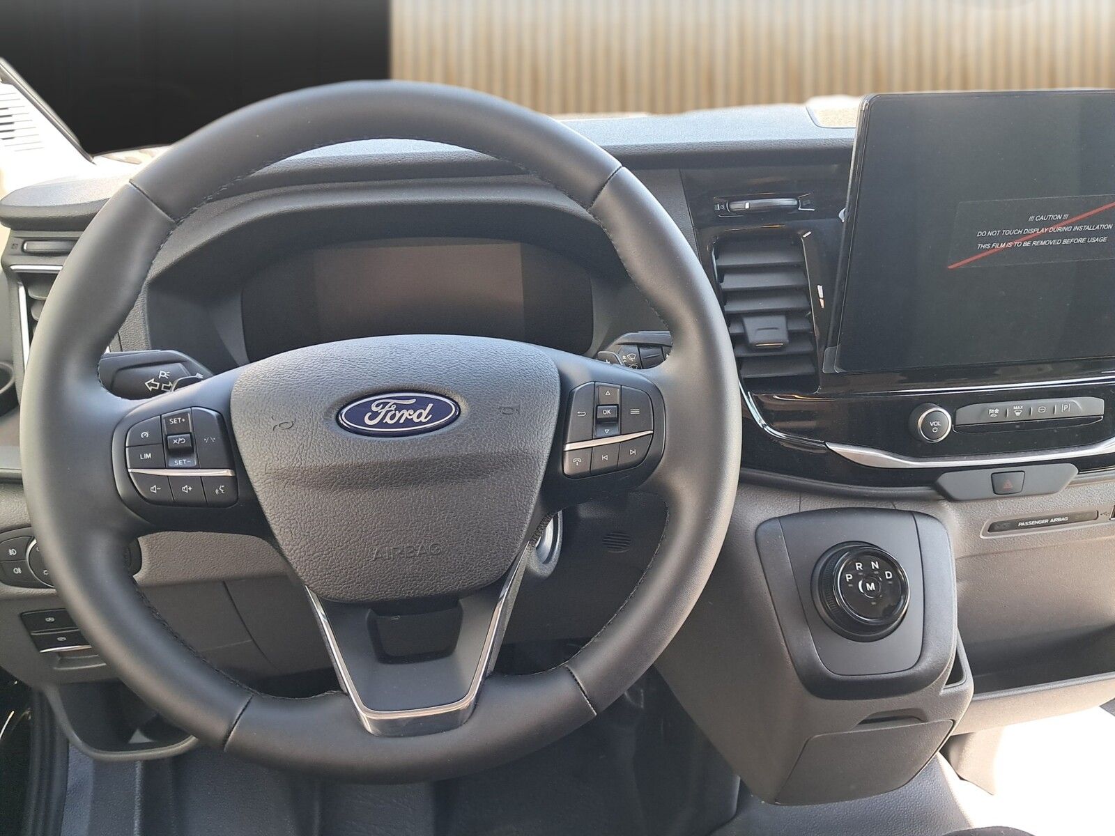 Fahrzeugabbildung Sunlight Adventure T Ford 690L Bi-Xenon Scheinwerfer