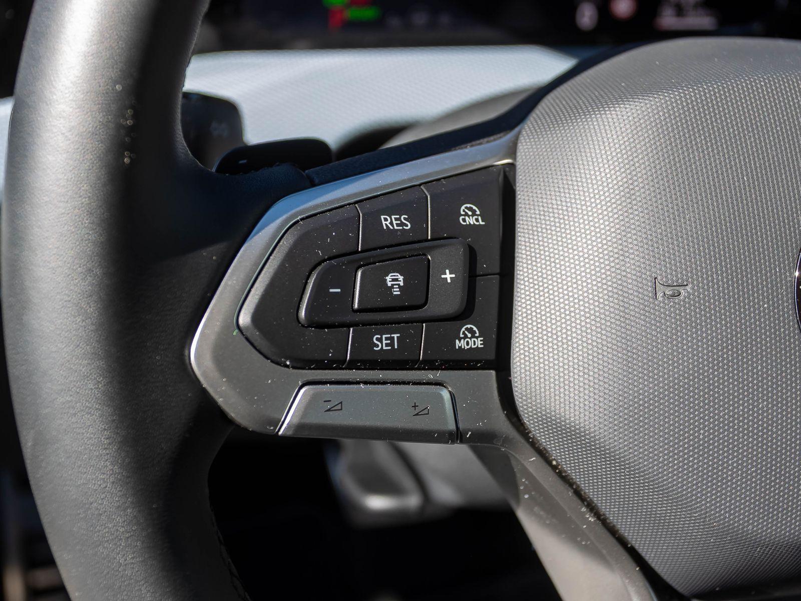 Volkswagen Golf VIII Goal 1.5 eTSI DSG Navi Matrix ACC AHK, миниатюра 13