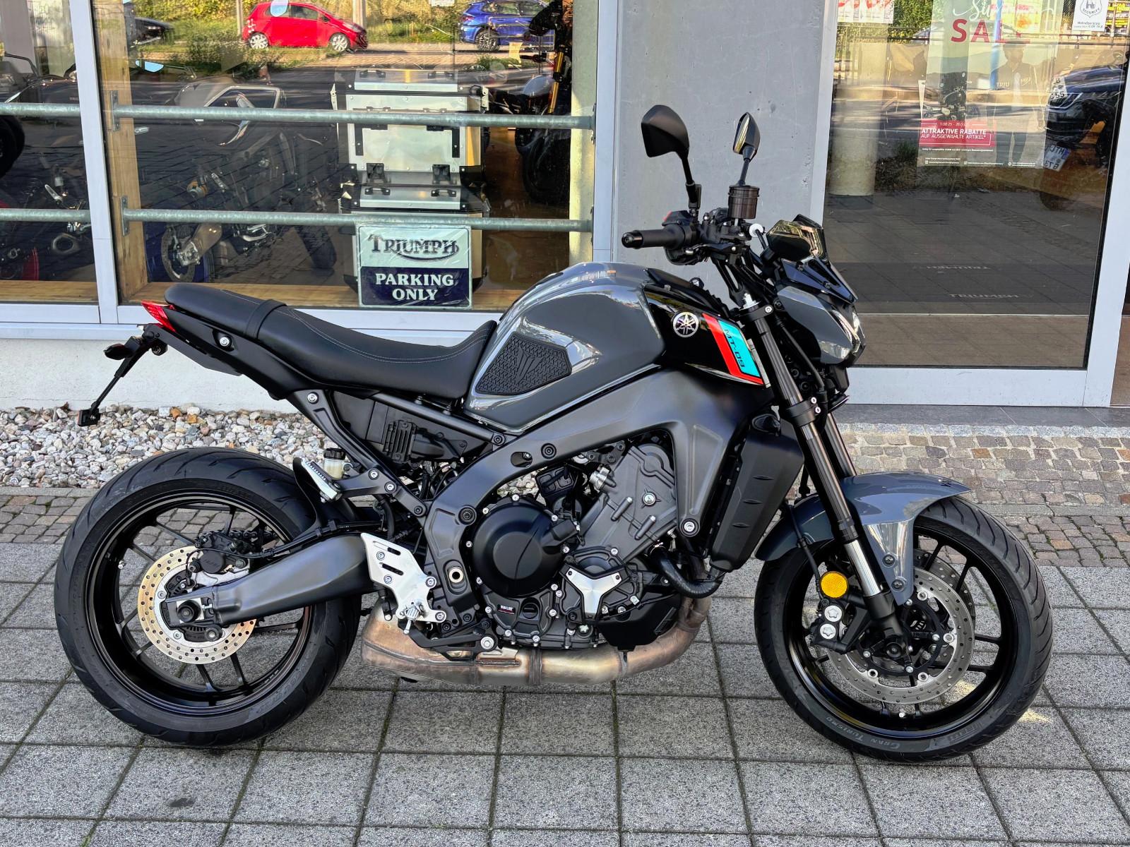 Yamaha MT-09 ABS 70kW  QUICKSHIFTER+VIEL ZUBEHÖR!