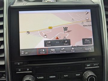 Porsche Cayenne - 12