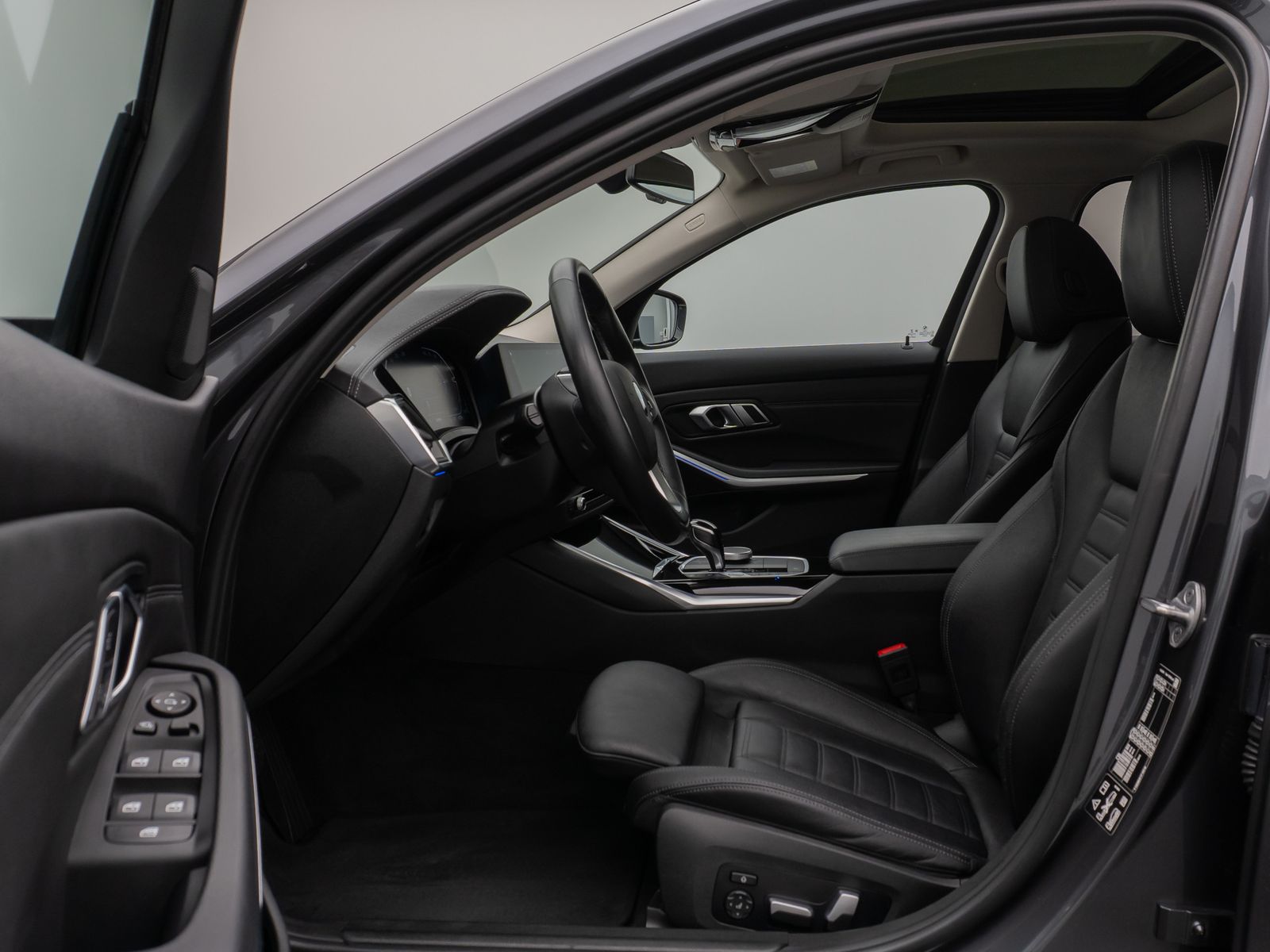 Fahrzeugabbildung BMW 320i xD Luxury Line El.Glasdach Kamera HiFi AHK