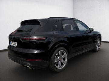 Porsche Cayenne - 7