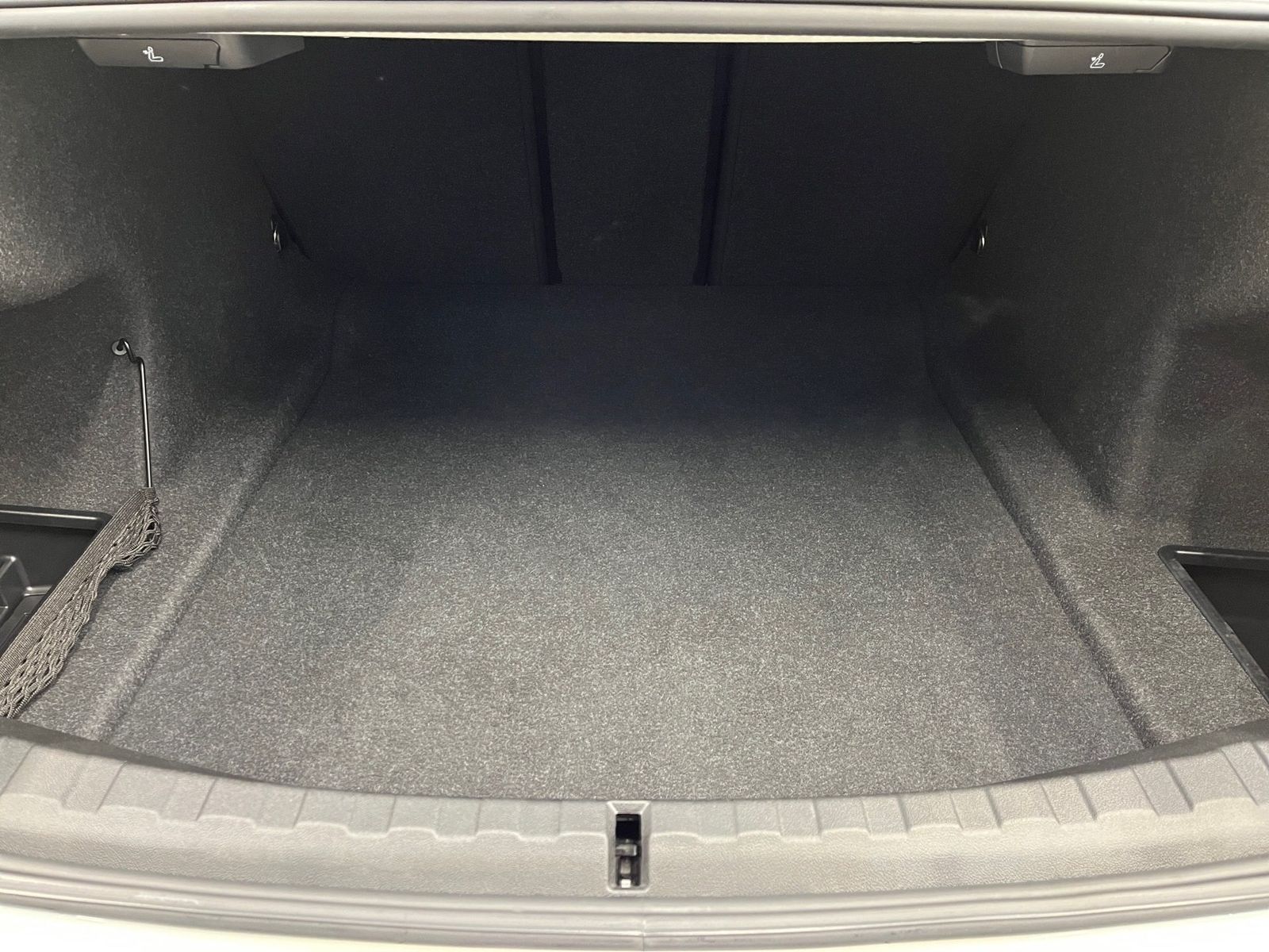 BMW 320 - Bild 15