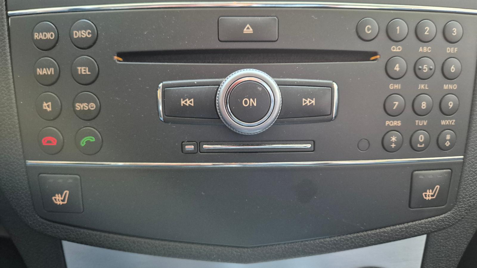 Mercedes-Benz C220 2008 — photo 14
