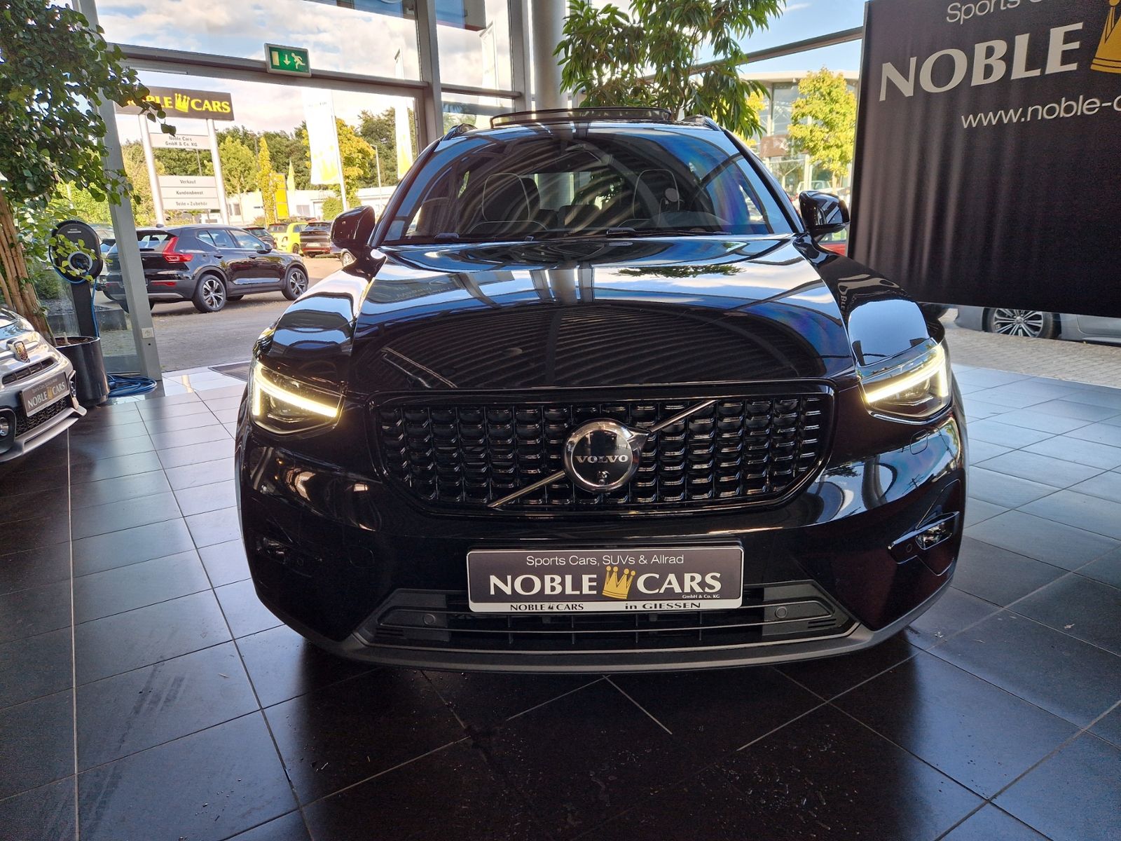 Fahrzeugabbildung Volvo XC40 Ultra Dark PANO KLIMA ALU AHK NAVI